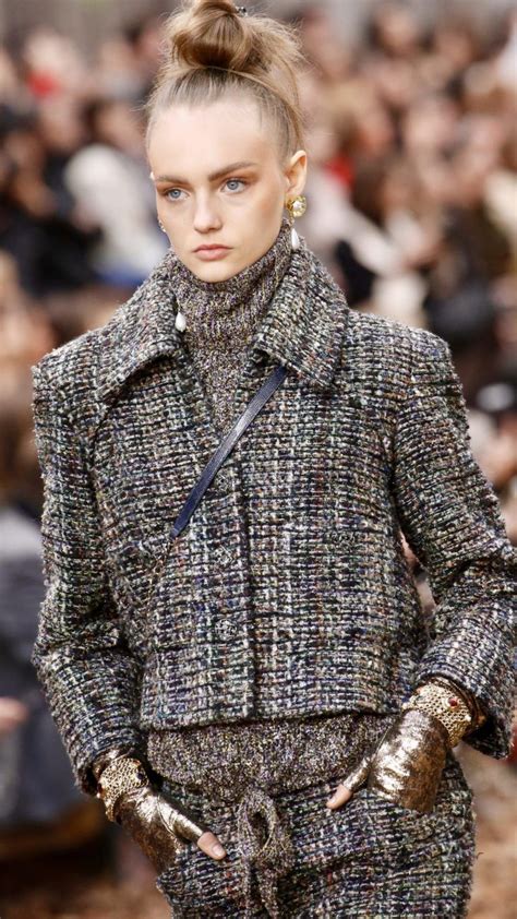 vyazanie spicami 2018 chanel jacket|Chanel Fall 2018 Ready.